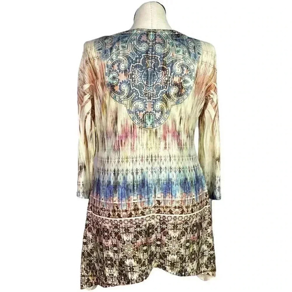 One World Women XL Studded Sharkbite Geometric Top Blue Multicolor 3/4 Sleeves - Picture 5 of 11